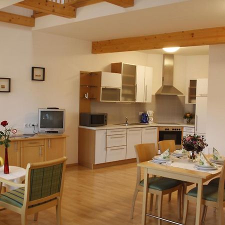 Raiffeisenhof Appartements Ehrenhausen Extérieur photo